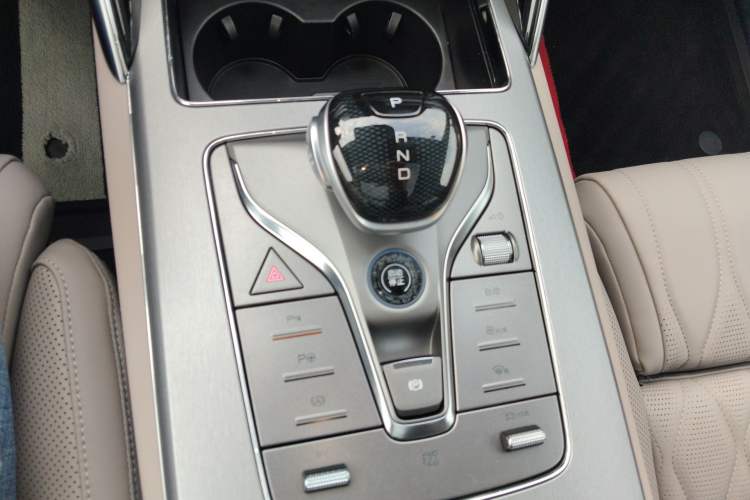 Used BYD Tang New Energy 2025 Intelligent Driving Version DM-i 115KM Flagship Edition Gear Lever