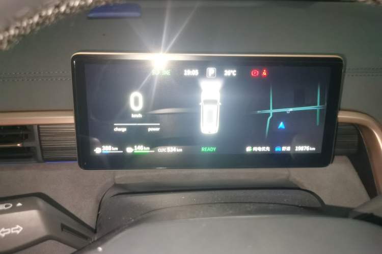 Used Dongfeng eπ eπ008 2024 210Max Range-Extended Version 6 Seats