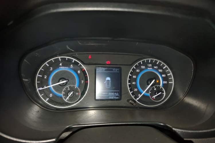 Used Dongfeng Fengon S560 2018 1.8L Manual Comfort 7-Seater
