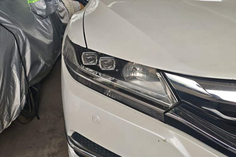 Used Honda Spirior 2015 2.4L Prestige Edition Right Front Headlight