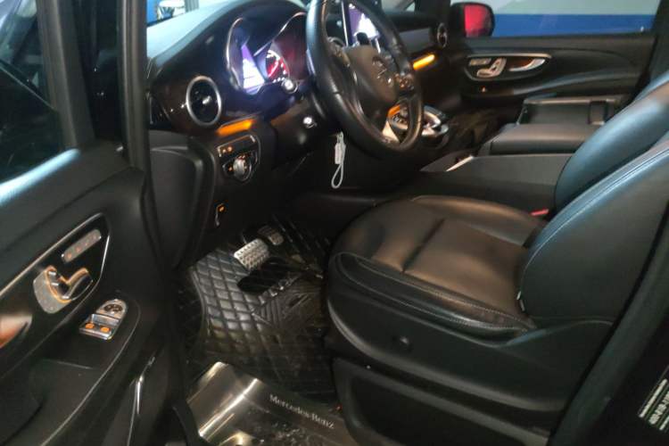 Used Mercedes-Benz V-Class 2018 V 260 L Prestige Extended Version China VI