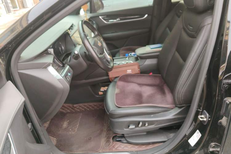 Used Cadillac XT5 2022 2.0T Two-Wheel Drive Luxury Version Driver Seat