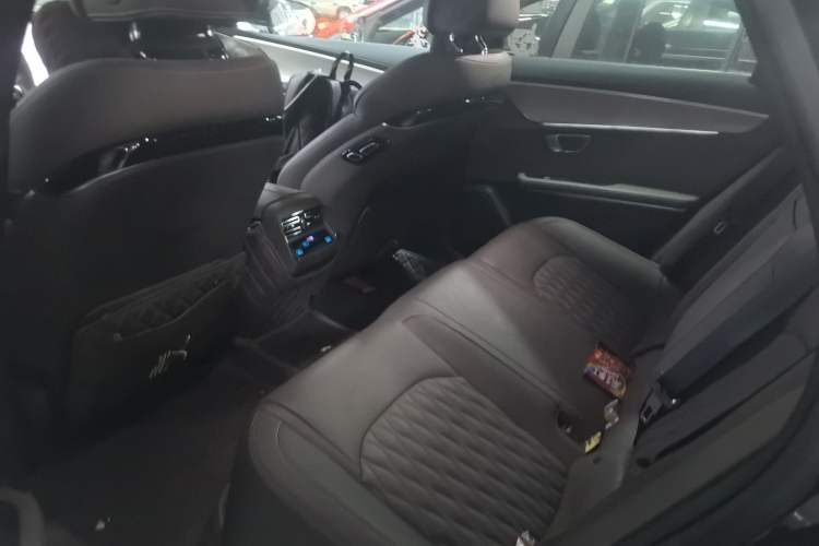 Used BYD Han 2024 DM-i Glory Edition 121KM Prestige Model
