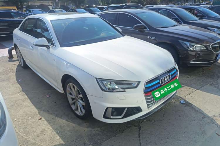 Used Audi A4L 2019 40 TFSI Fashion Version China V