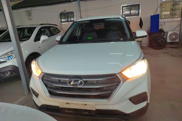 Used Hyundai ix25 2017 1.6L Manual Fashion Model

