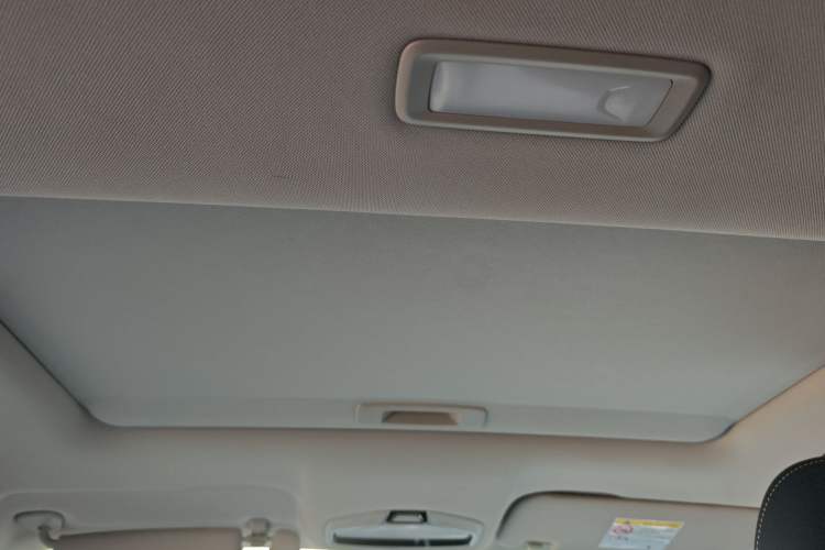 Used Geely Auto Emgrand 2022 4th Generation 1.5L CVT Flagship Model Headliner