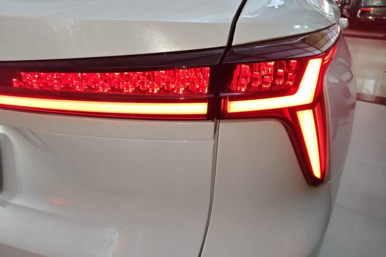 Used CHANGAN CS75 PLUS 2025 Model, 3rd Generation Champion Edition 1.5T Jinghang Version
