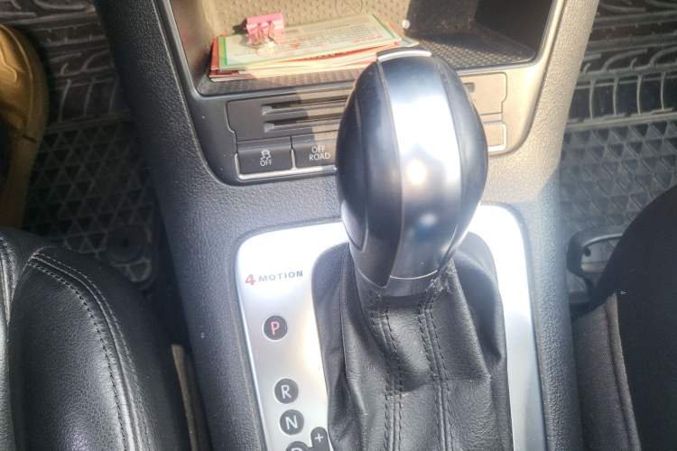 Used Volkswagen Tiguan 2009 2.0 TSI Luxury Edition Gear Lever