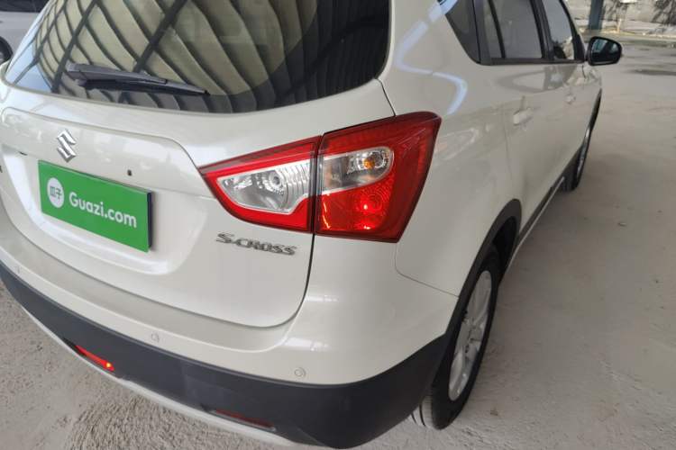 Used Suzuki S-Cross 2015 1.6L CVT Two-Wheel Drive Elite Version Right Rear Taillight