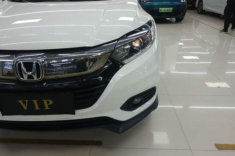 Used Honda Vezel 2019 1.5L CVT Pioneer Edition China VI
