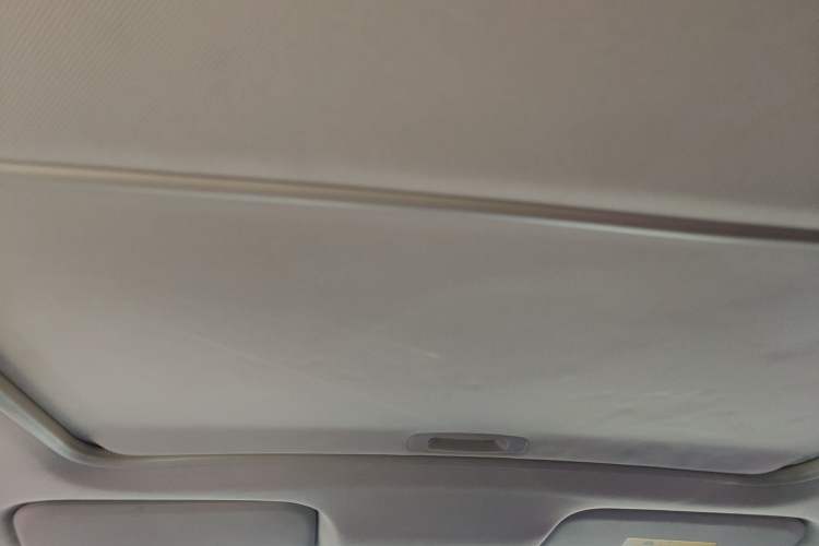 Used Soueast DX3 2018 1.5L Manual Luxury Model
