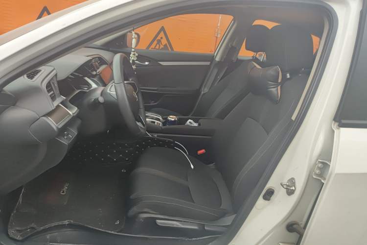 Used Honda Civic 2016 220TURBO CVT Luxury Edition
