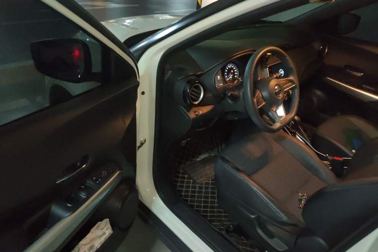 Used Nissan Kicks 2019 1.5L CVT Smart Connect Luxury Edition
