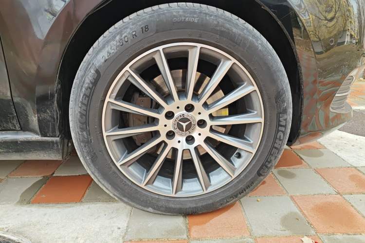 Used Mercedes-Benz V-Class 2017 V 260 L Prestige Extended Edition
