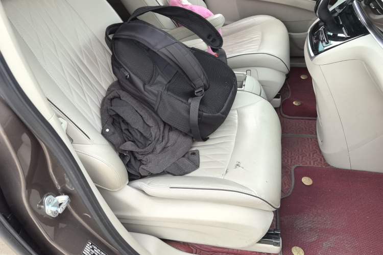 Used Buick GL8 2022 Land Business Class 652T Luxury Model