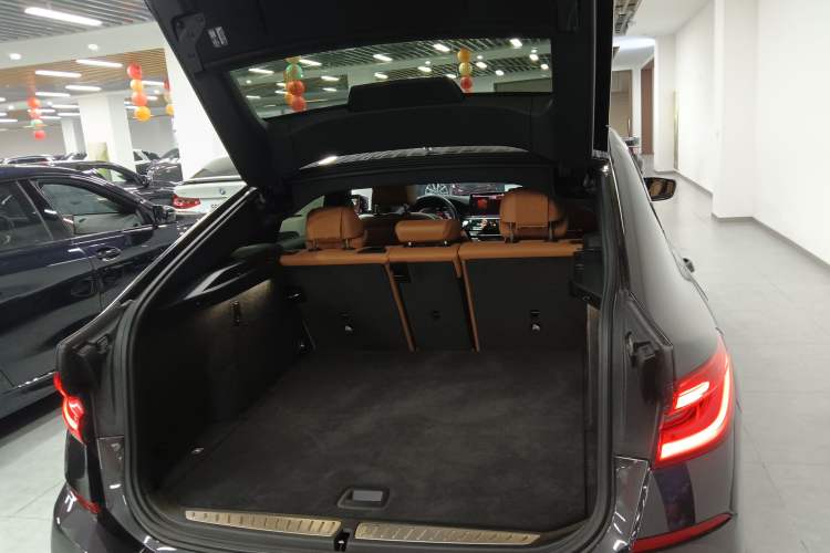 Used BMW 6 Series GT 2021 Restyled 630i M Sport Package Trunk