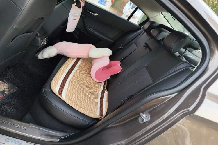 Used Qoros 3 2016 Sedan 1.6L Automatic Zhiyue Model