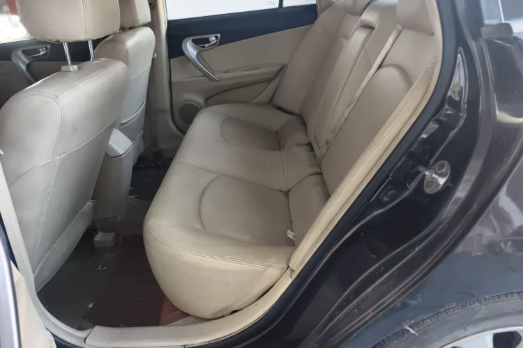 Used Soueast V5 Lingzhi 2012 1.5L Manual Flagship Edition
