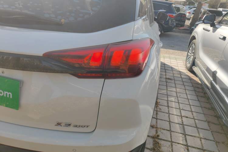 Used BAIC Beijing X3 2021 1.5T CVT Glory Edition