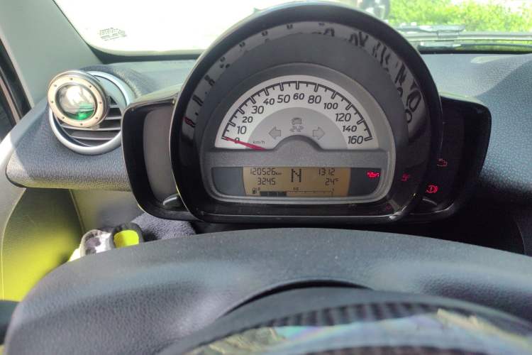Used smart fortwo 2011 1.0 MHD Kobe Special Edition Instrument Cluster
