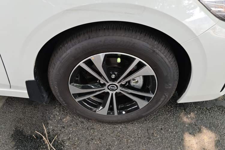 Used Nissan Sylphy 2026 Model 1.6L CVT Intelligent Driving Edition Right Front Wheel Hub