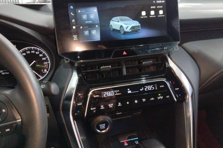 Used Toyota Venza 2023 2.0L CVT Two-Wheel Drive Luxury Edition Audio And AC Panel