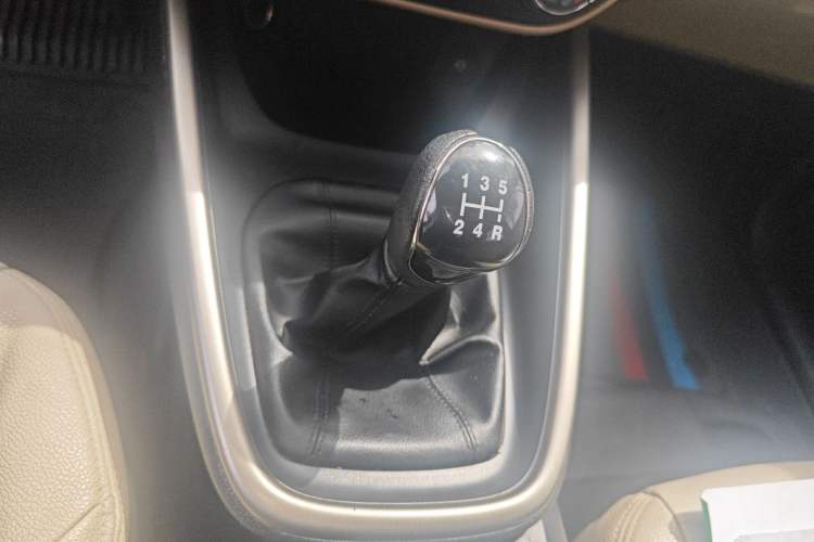 Used Ford Escort 2015 1.5L Manual Comfort Model
