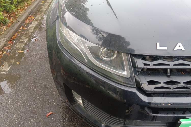 Used Land X7 2015 2.0T Panoramic Prestige Edition Right Front Headlight