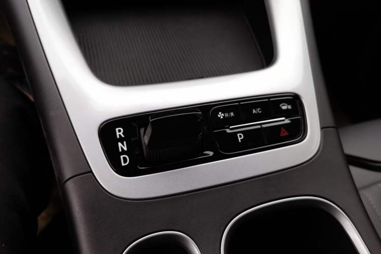 Used Geely Galaxy Geome 2025 310km Dream Edition Gear Lever