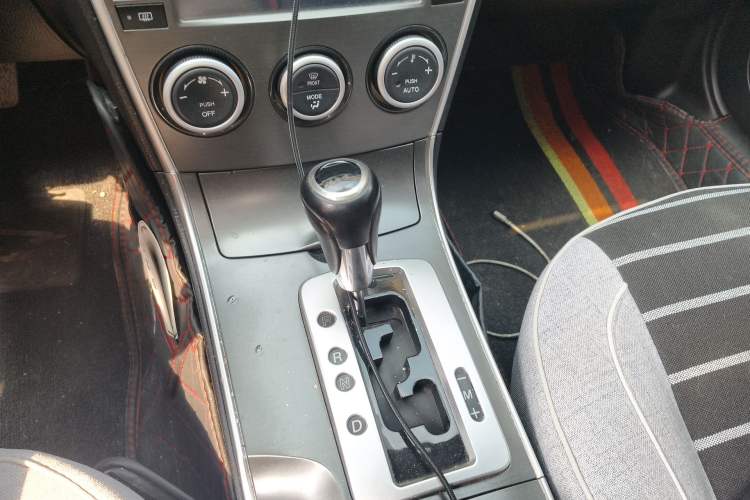 Used Mazda 6 2015 2.0L Automatic Fashion Edition Gear Lever