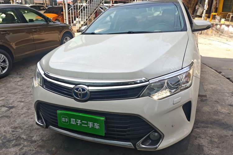 Used Toyota Camry 2016 Dual-Engine 2.5 HG 10th Anniversary Deluxe Navigation Edition