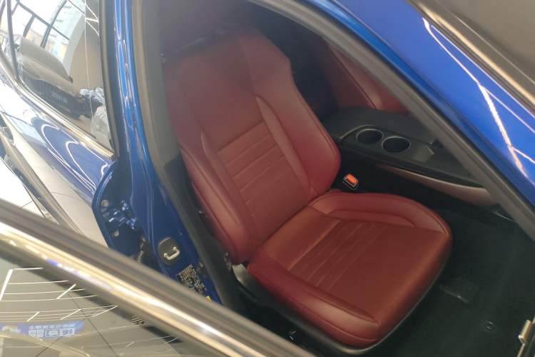 Used Lexus IS 2015 200t F SPORT