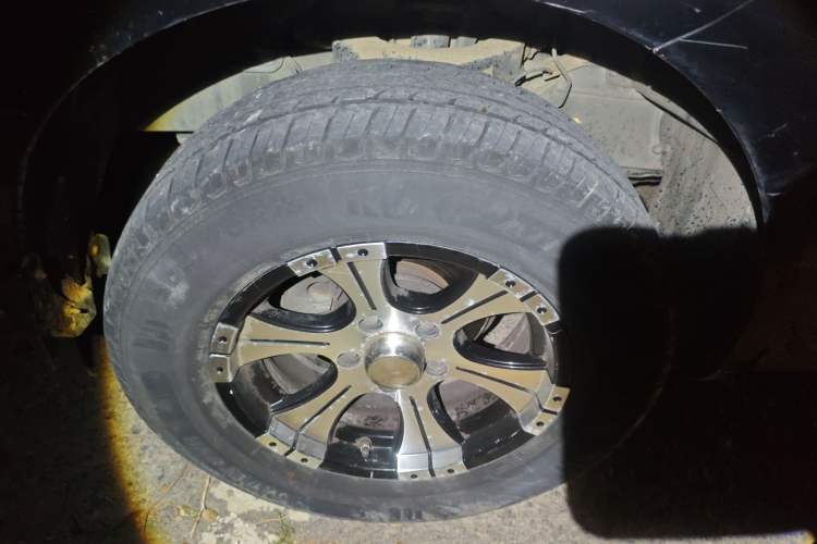 Used FORTHING Lingzhi 2022 M5L 1.6L Utility Model 7 Seats