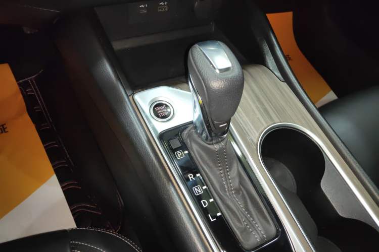 Used Nissan Teana 2021 2.0L XL Comfort Edition Gear Lever