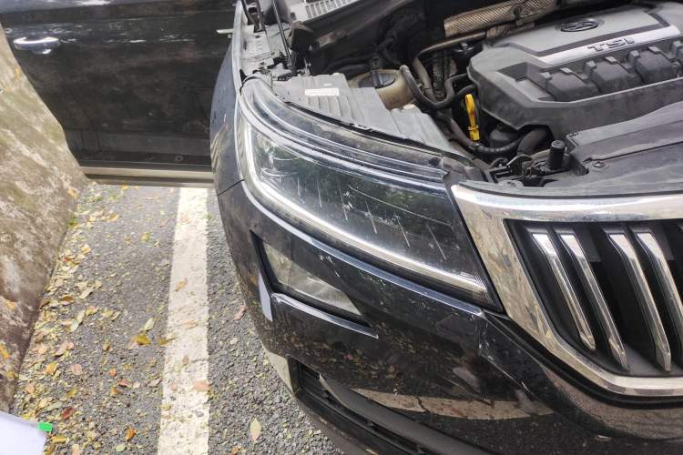 Used Skoda Kodiaq 2018 Restyled TSI330 7-Seater Two-Wheel Drive Luxury Enjoyment Edition Right Front Headlight