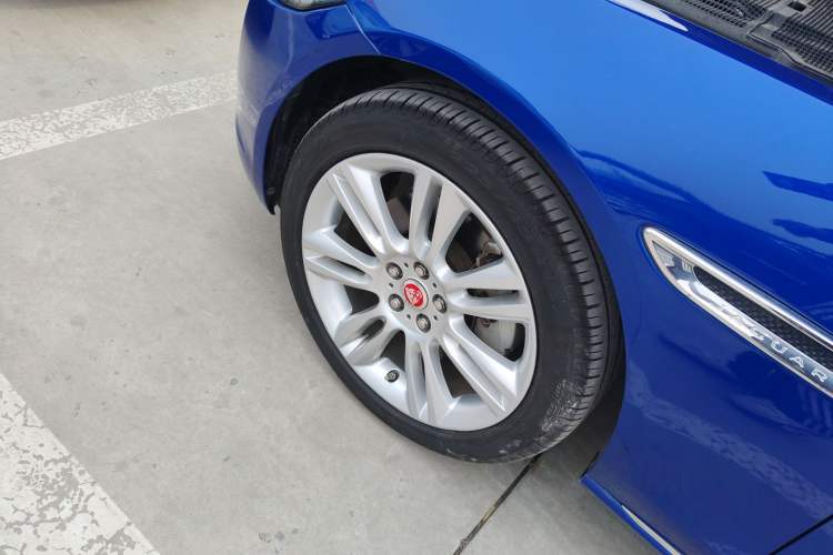 Used Jaguar XEL 2019 2.0T 200 PS Deluxe Edition