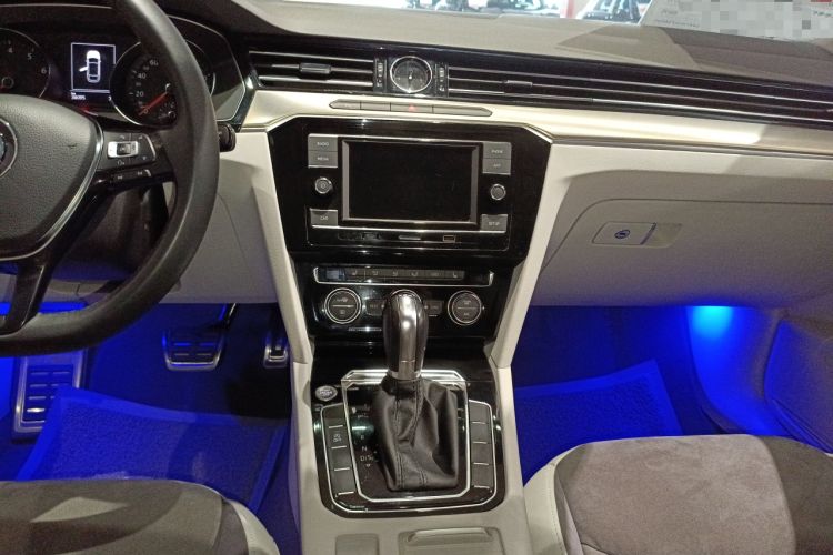 Used Volkswagen FAW-Volkswagen CC 2019 330TSI Huayan Edition China VI