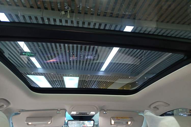 Used Buick Envision 2026 Model Equinox Plus Four-Wheel-Drive Avenir Aivia Headliner