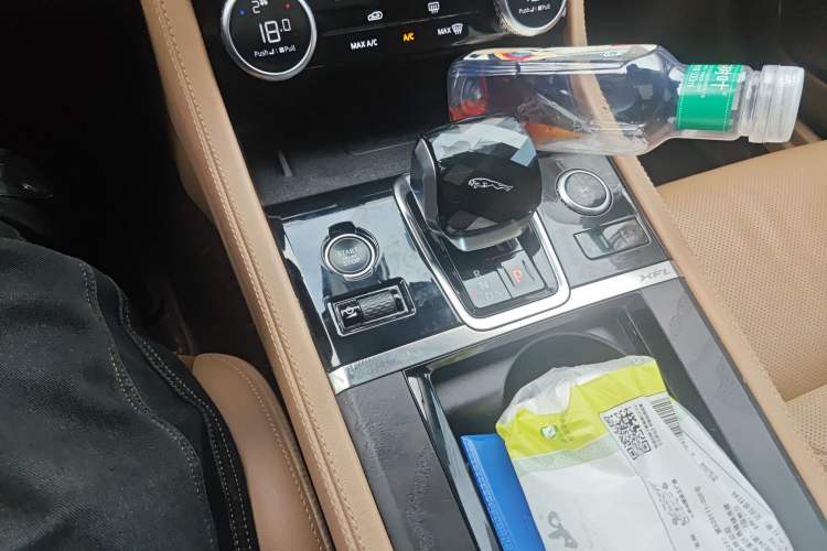 Used Jaguar XFL 2022 XFL 2.0T P250 Two-Wheel-Drive Prestige Luxury Edition
