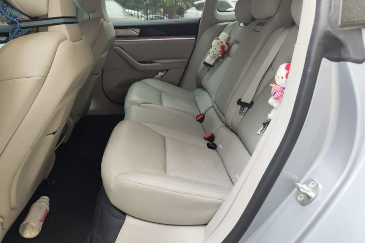 Used NETA S 2022 Extended-Range Version 1160 km Range Rear-Wheel Drive Mid-Grade
