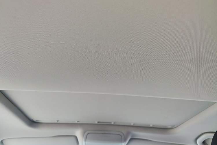 Used Volkswagen Sagitar 2018 1.6L Manual Comfort Model Headliner