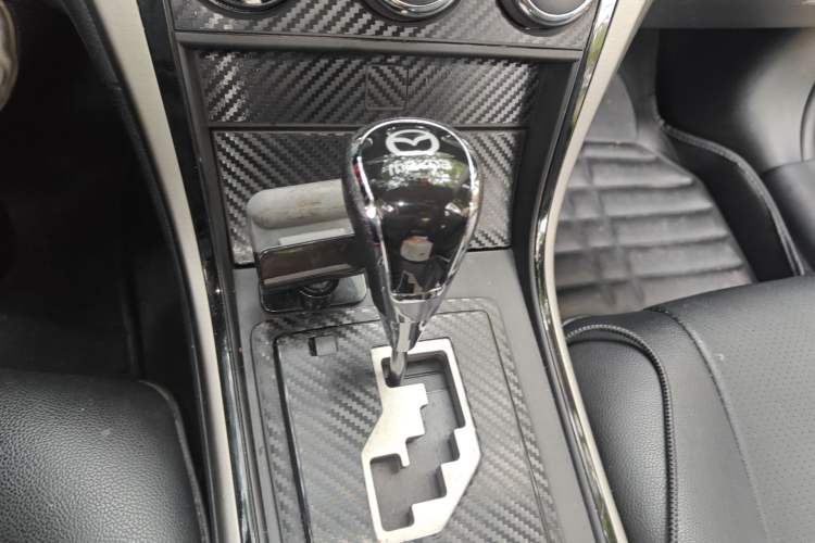 Used Mazda 6 2015 2.0L Automatic Elite Edition Gear Lever