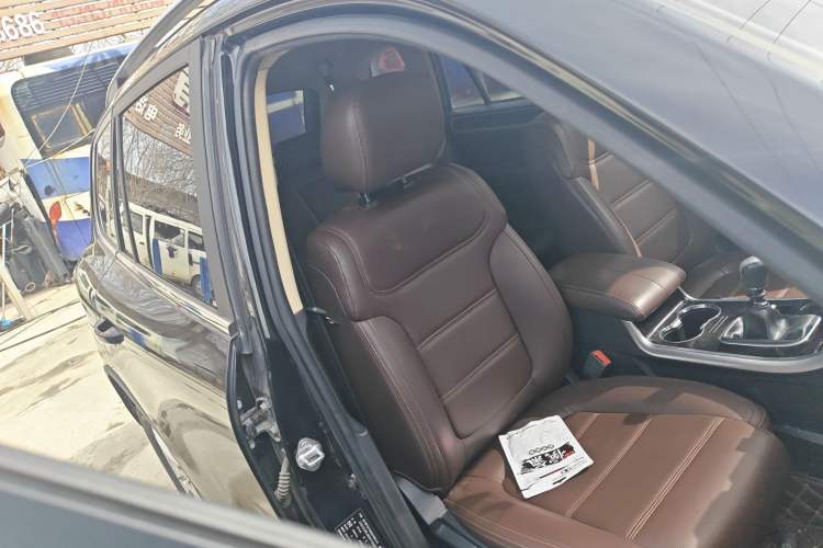 Used Yema T70 2017 T70S Sport Edition 1.5T Manual Leading Model