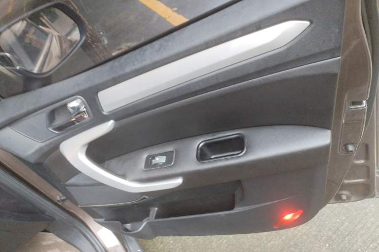 Used JAC Refine S3 2016 1.5L CVT Luxury Smart Version