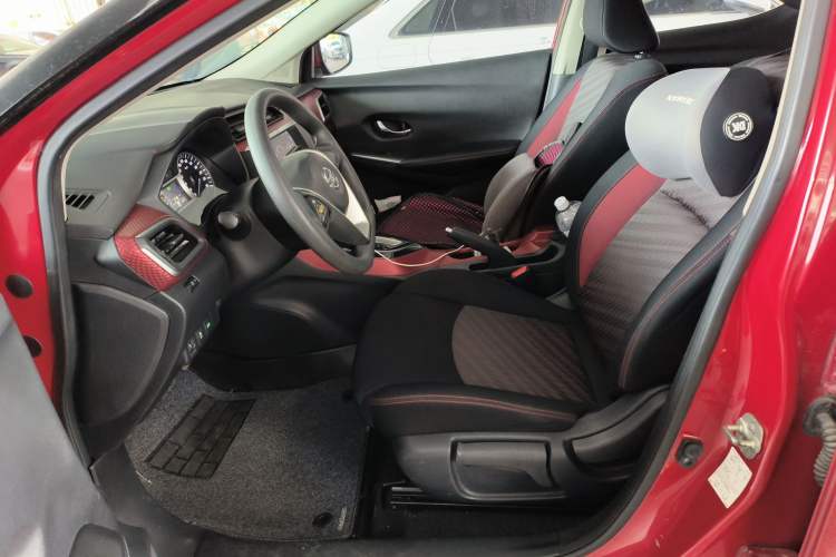 Used Nissan Lannia 2016 1.6L CVT Smart Cool Edition Left Front Seat