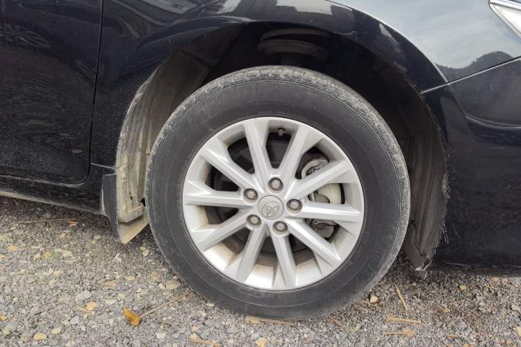 Used Toyota Camry 2016 2.0G 10th Anniversary Leading Edition
