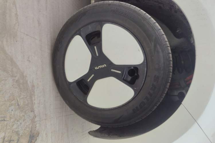 Used CHANGAN NEVO Lumin 2023 205km Xiangqin Version Right Front Wheel Hub