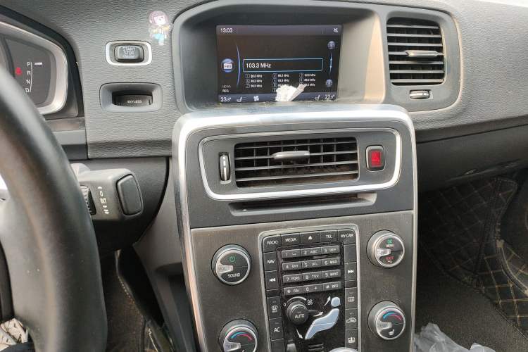 Used Volvo S60 2014 S60L T5 Intelligent Drive Edition
