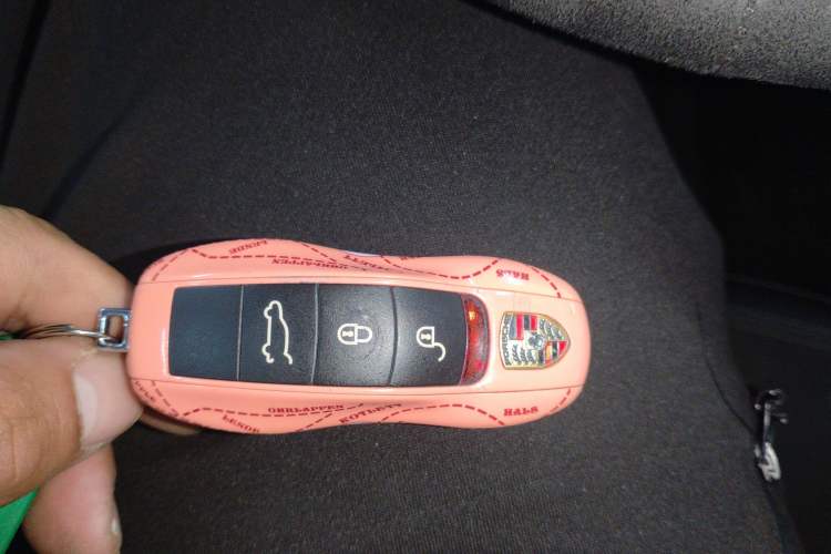 Used Porsche Macan 2017 Macan 2.0T Interior 1