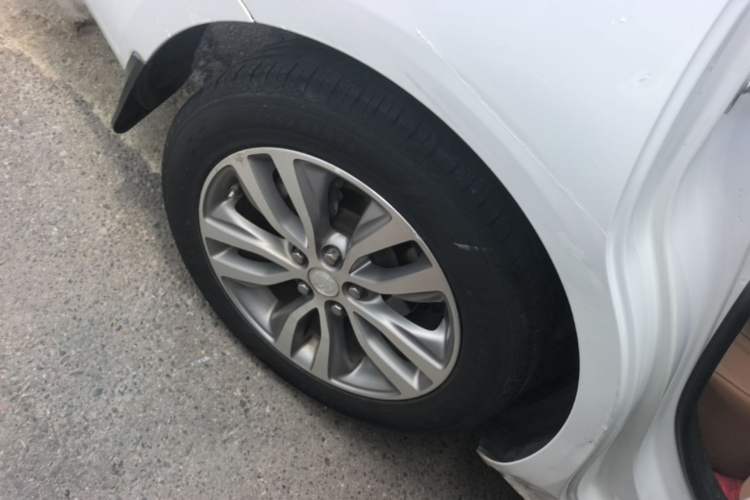Ojetý Buick GT 2019 18T Automatic Connected Flagship Version China V Standard